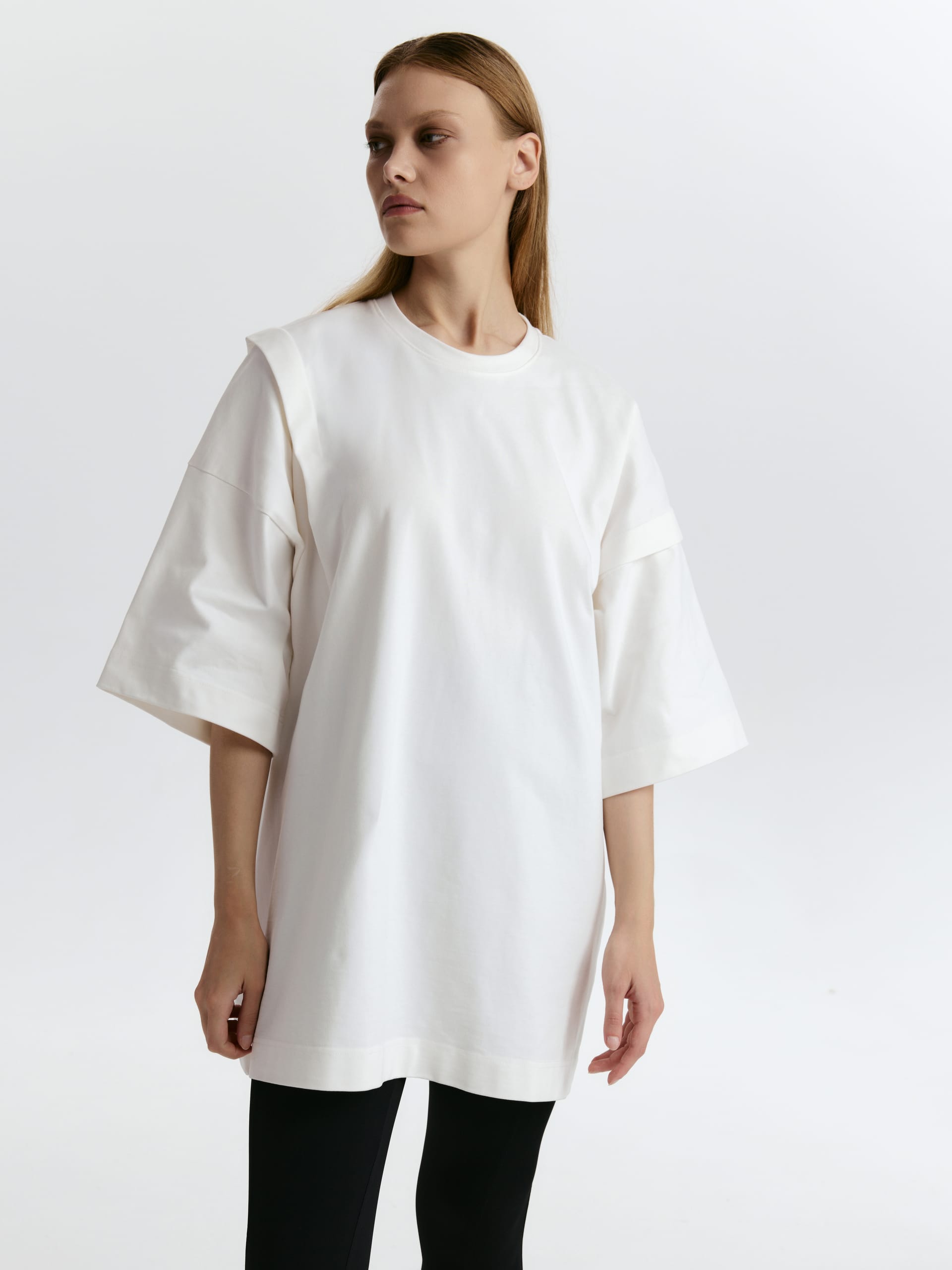 Футболка SCULPTURE